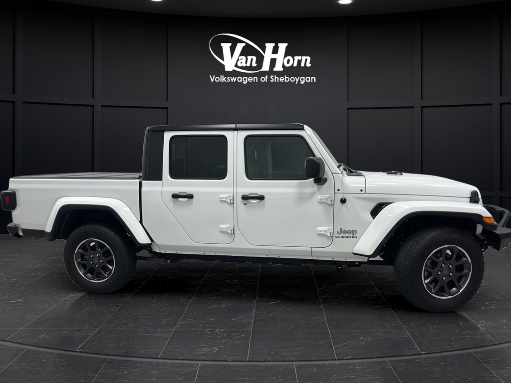 Used 2022 Bright White Clearcoat Jeep Overland image 8
