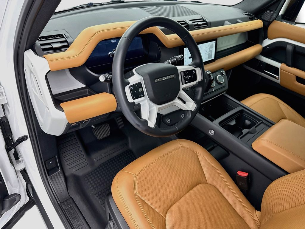 Thumbnail: 2023 Land Rover Defender - 9