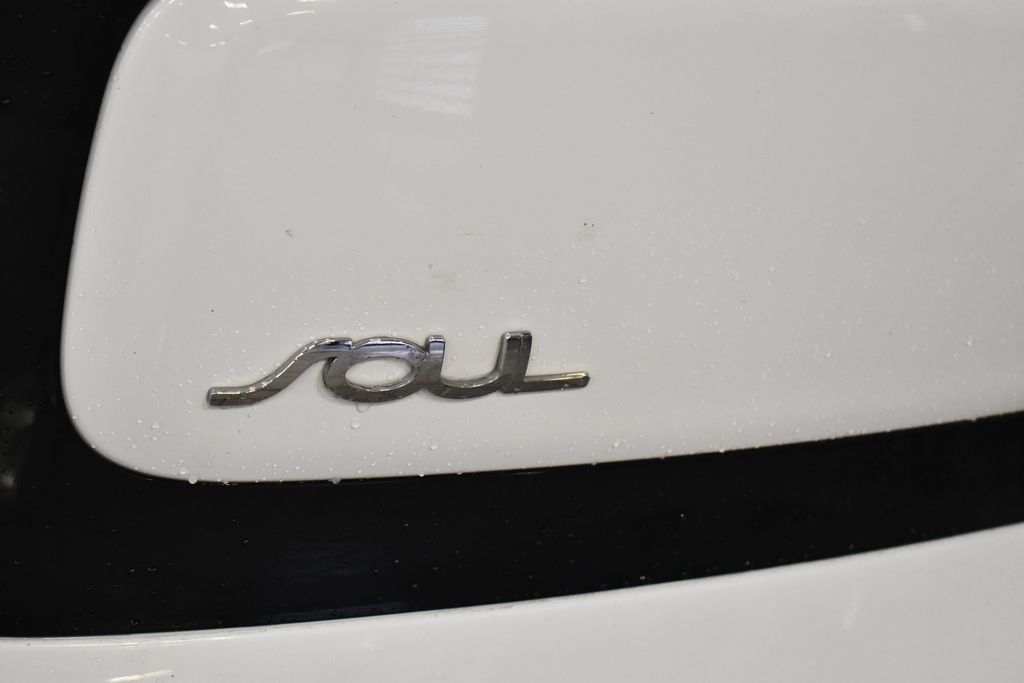 Thumbnail: 2014 Kia Soul - 6