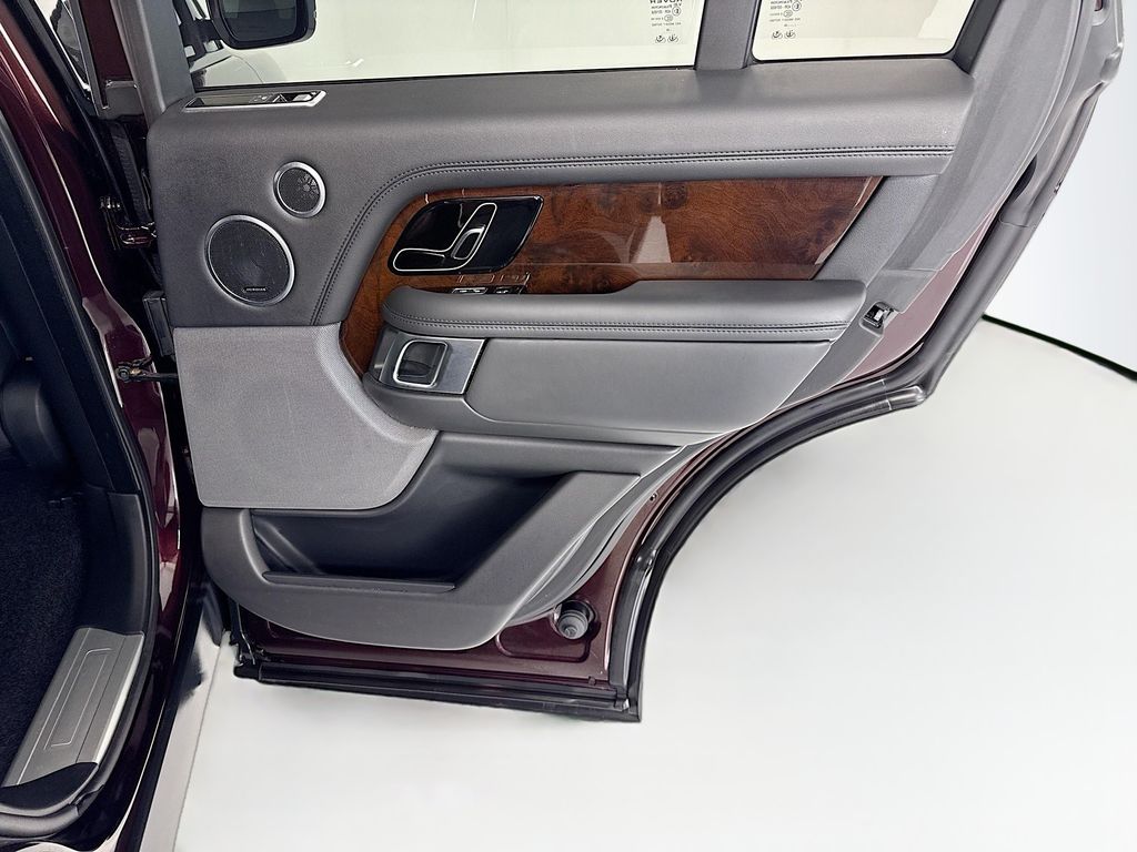 Thumbnail: 2020 Land Rover Range Rover - 28