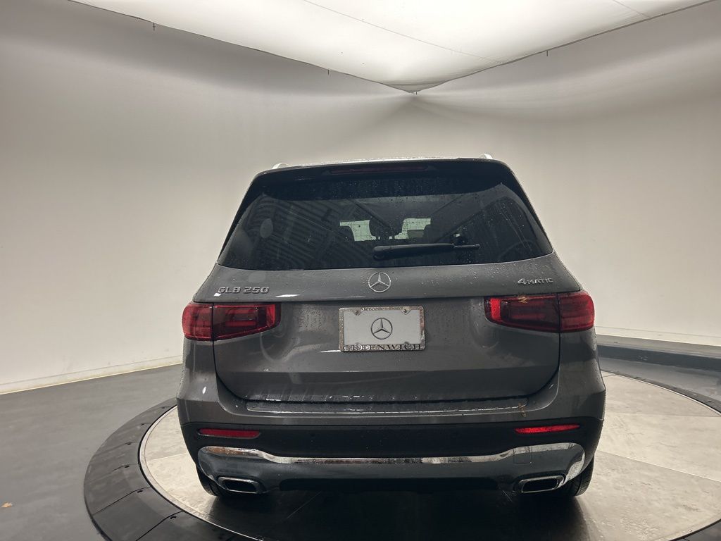 Thumbnail: 2026 Mercedes-Benz GLB - 6