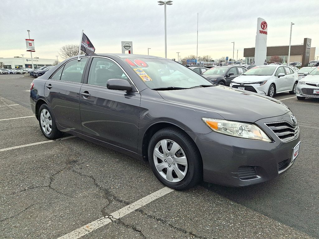 Thumbnail: 2010 Toyota Camry - 3
