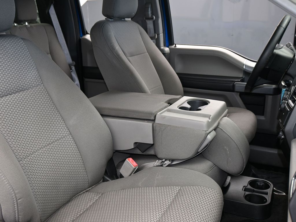 Used 2018 Lightning Blue Ford XLT image 41