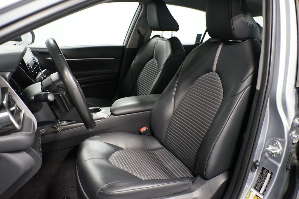 Thumbnail: 2023 Toyota Camry - 6