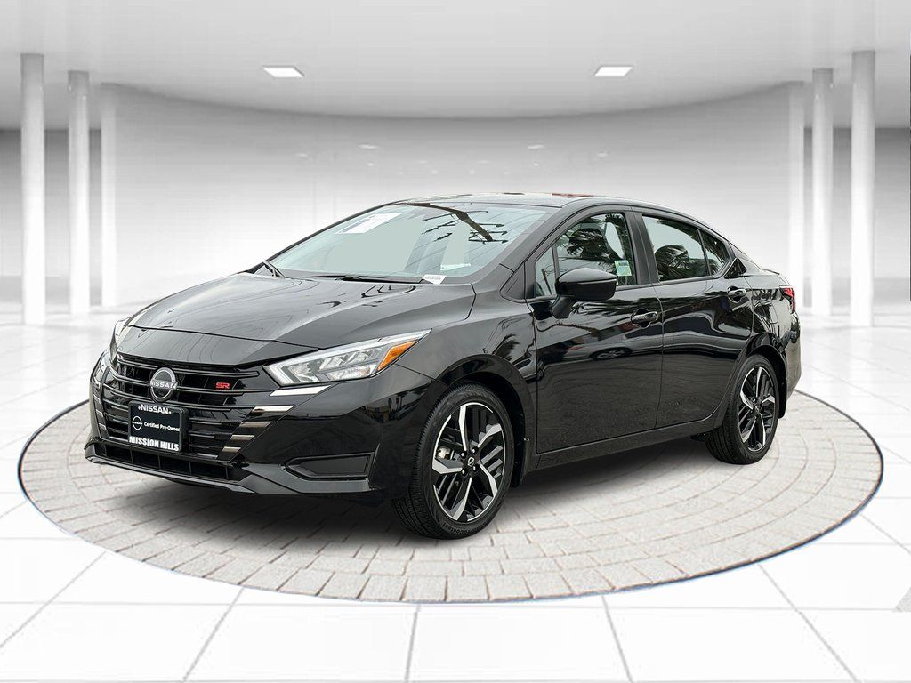2025 Nissan Versa 1.6 SR