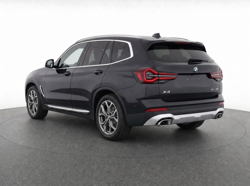 Thumbnail: 2022 BMW X3 - 32