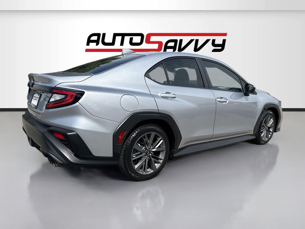 Used 2023 Silver Subaru Base image 7