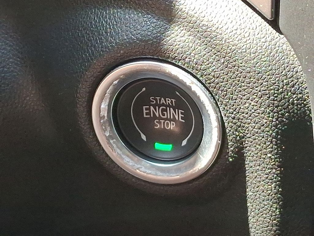 Thumbnail: 2022 Chevrolet Silverado 1500 - 24
