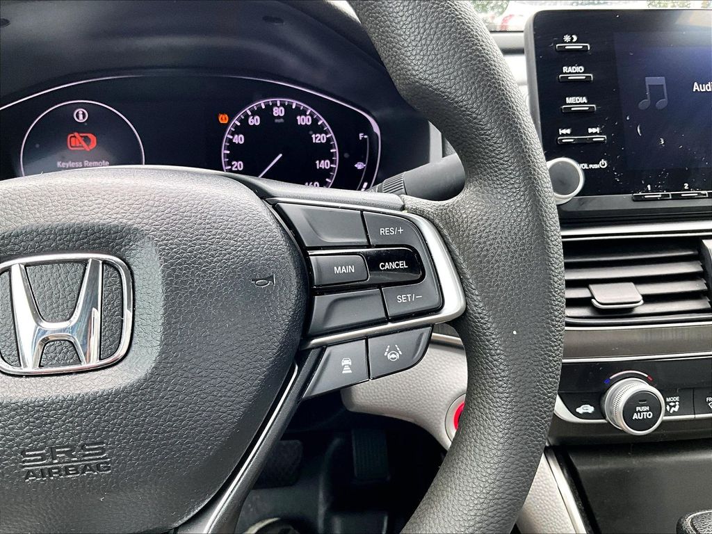 2020 Honda Accord — photo 23