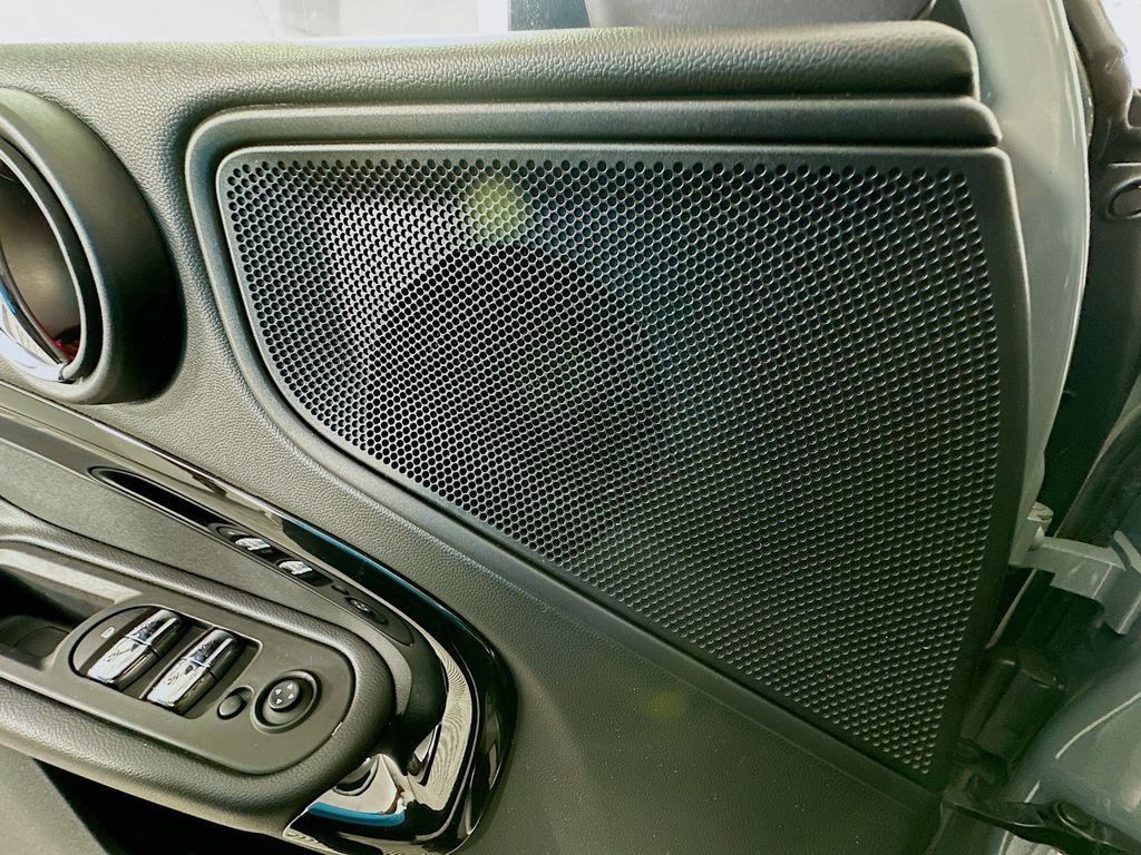 Thumbnail: 2019 MINI Cooper Countryman - 18