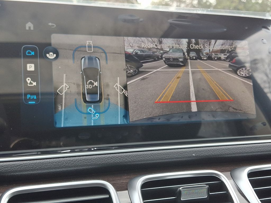 Thumbnail: 2026 Mercedes-Benz GLE - 14