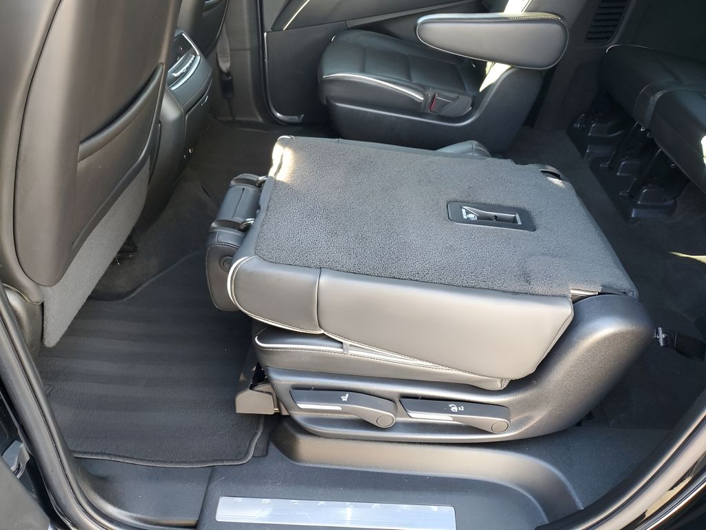 Used Car 2022 Cadillac Escalade Esv  Premium For Sale Under $60,000 In Austin, Texas