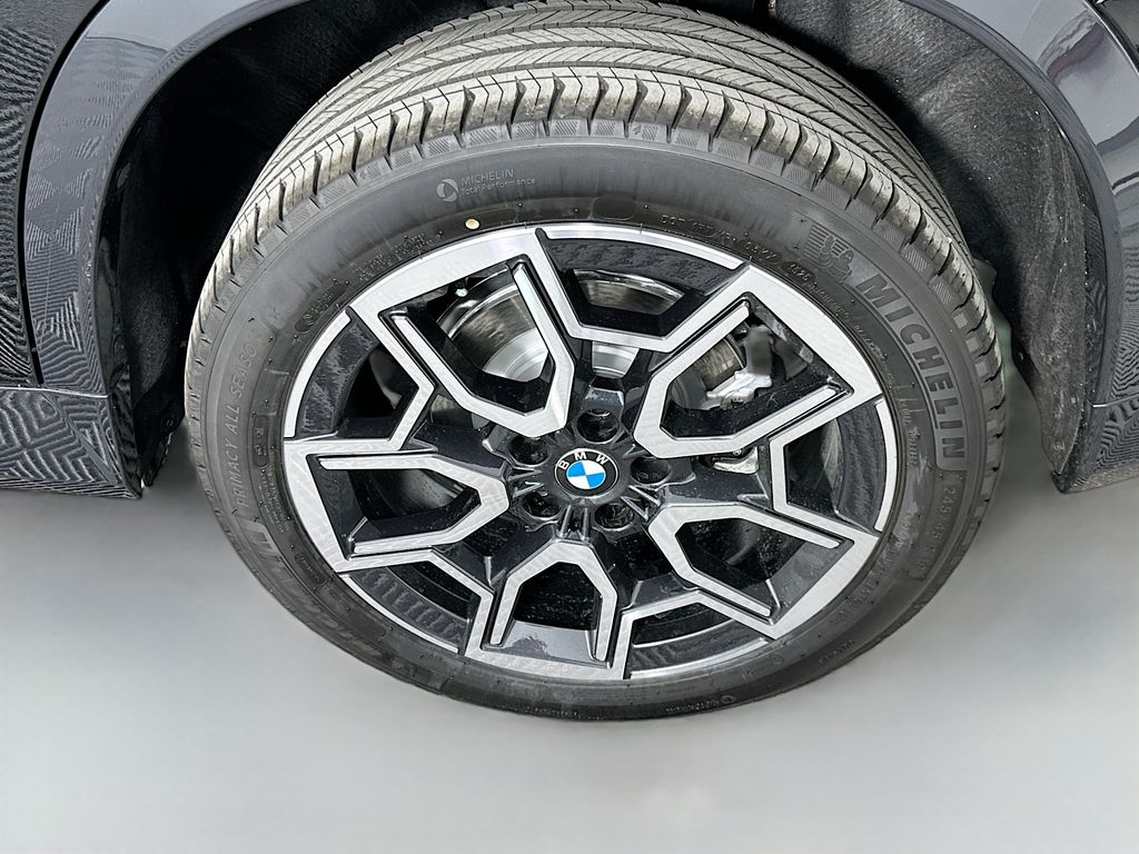 Thumbnail: 2025 BMW X1 - 23