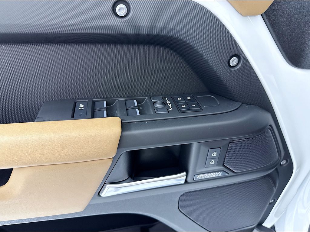 Thumbnail: 2026 Land Rover Defender - 26