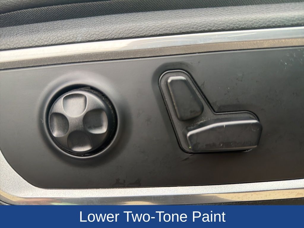 2020 Ram 1500 Laramie Crew Cab 4x4 5'7" Box