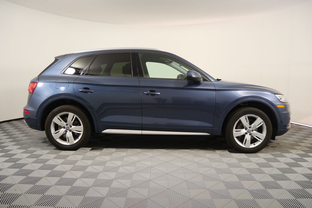 Thumbnail: 2018 Audi Q5 - 2