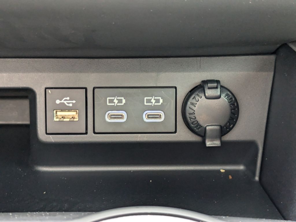 2024 Toyota Highlander Hybrid XLE