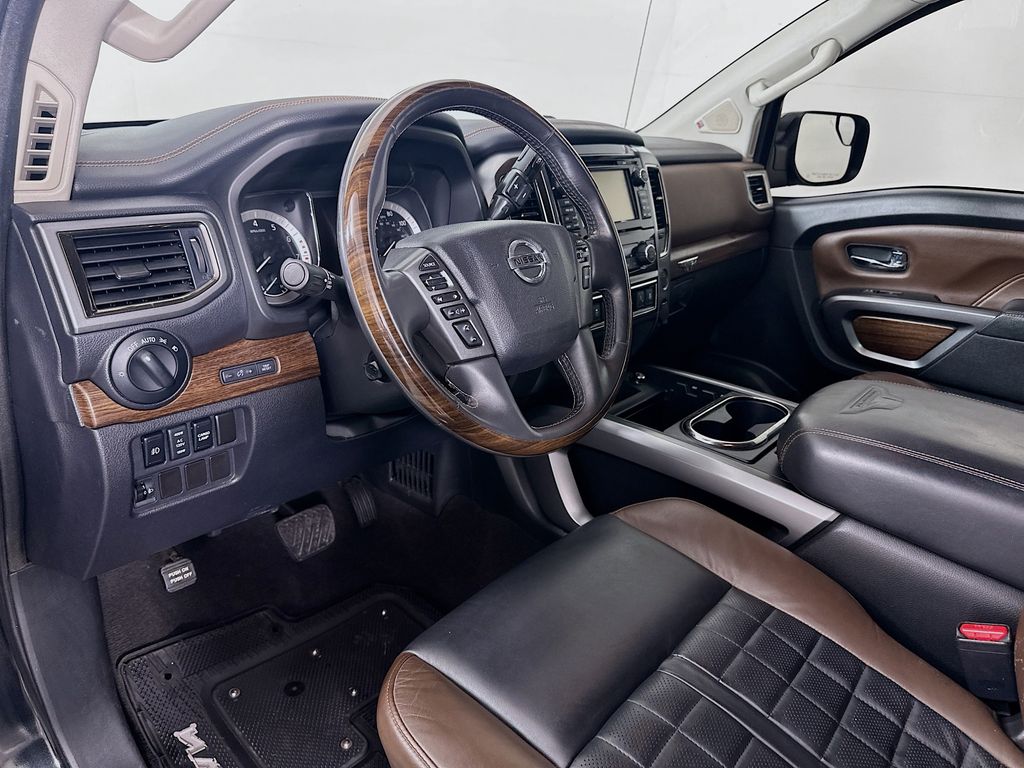 Thumbnail: 2017 Nissan Titan - 9