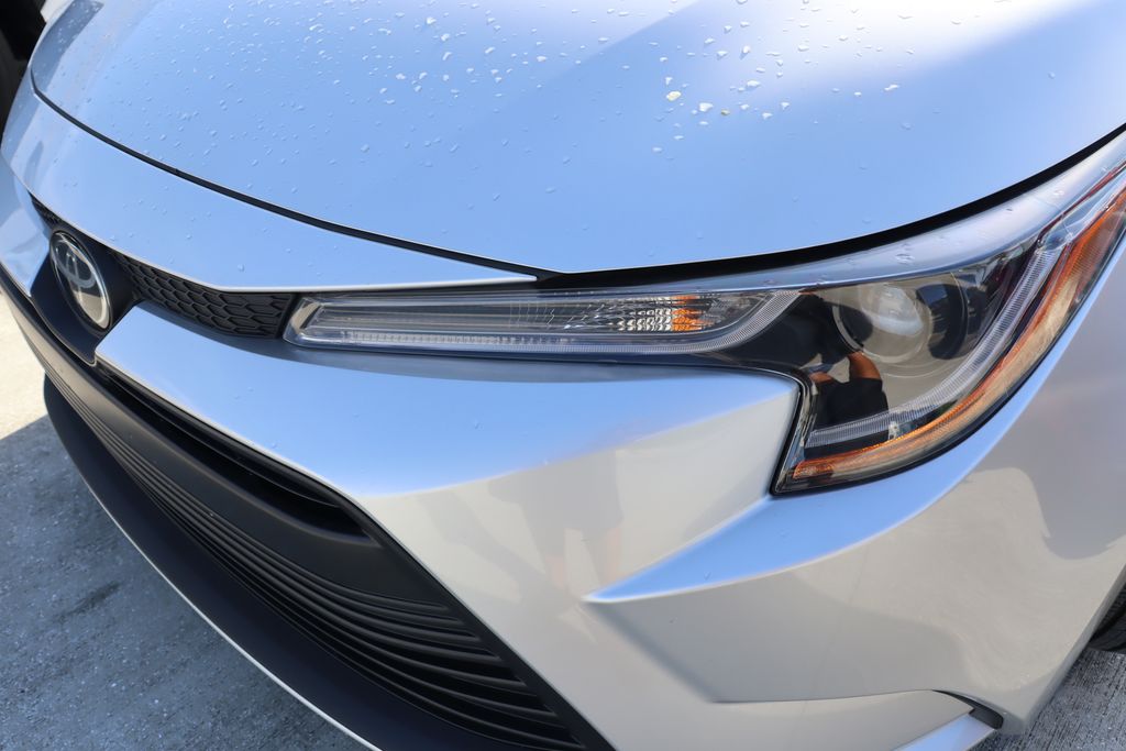 Thumbnail: 2025 Toyota Corolla - 3