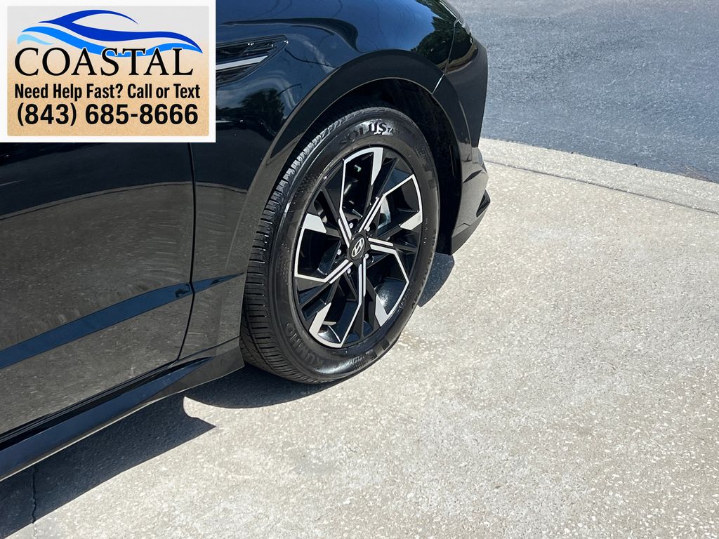 2025 Hyundai Sonata SEL Black at Matthews Motors of Wilmington