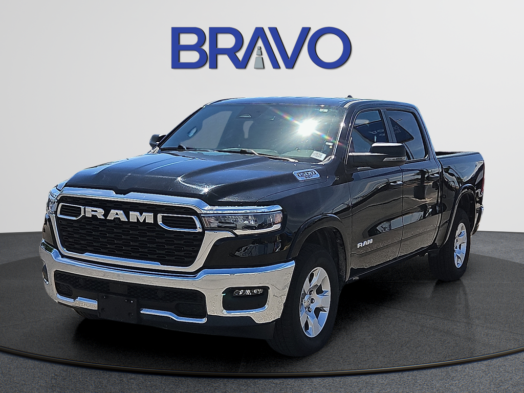 Diamond Black Crystal Pearlcoat 2025 RAM 1500 Pickup Truck Four-Wheel Drive 8-Speed Automatic