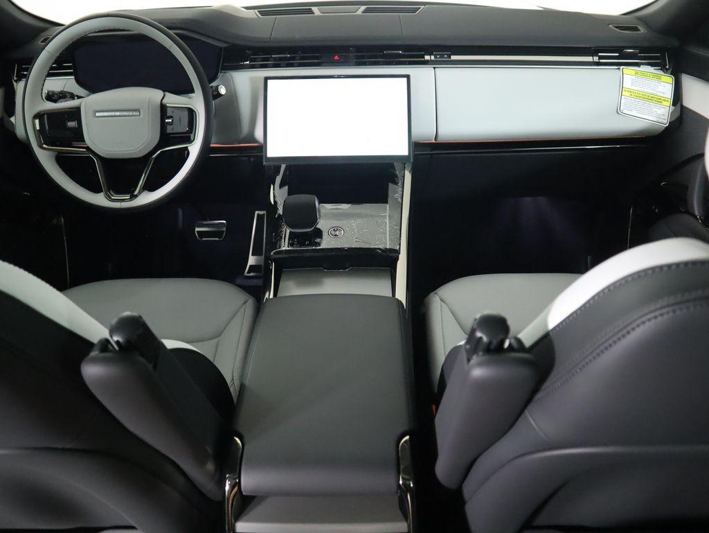 Thumbnail: 2025 Land Rover Range Rover Sport - 14