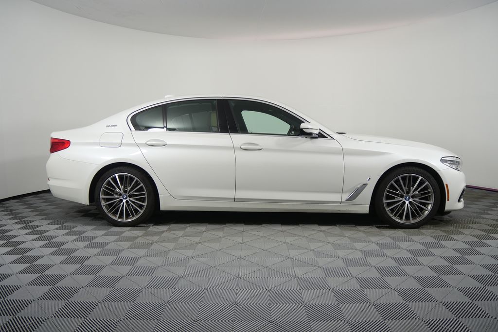 Thumbnail: 2019 BMW 5 Series - 2