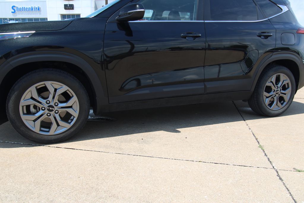 Used 2024 Kia Seltos SUV