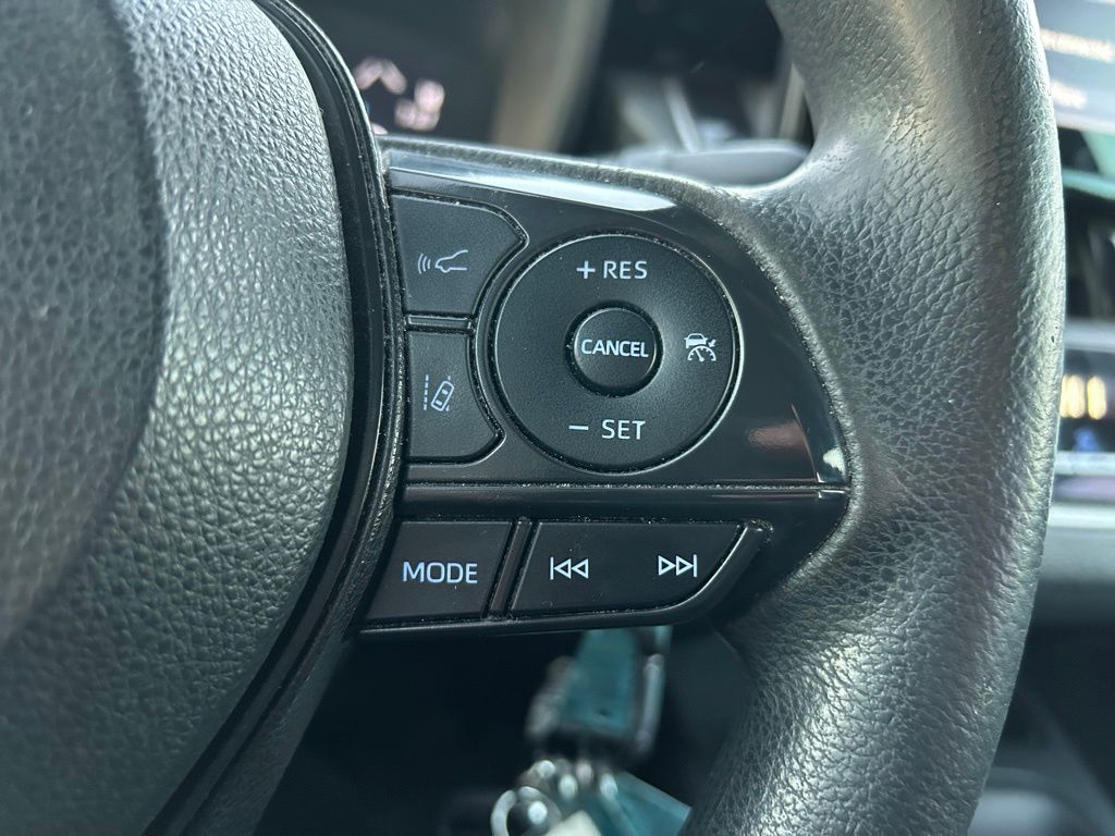 Thumbnail: 2022 Toyota Corolla - 18