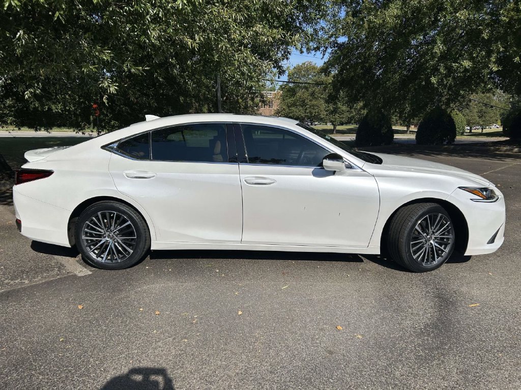 Used 2023 Lexus ES Sedan