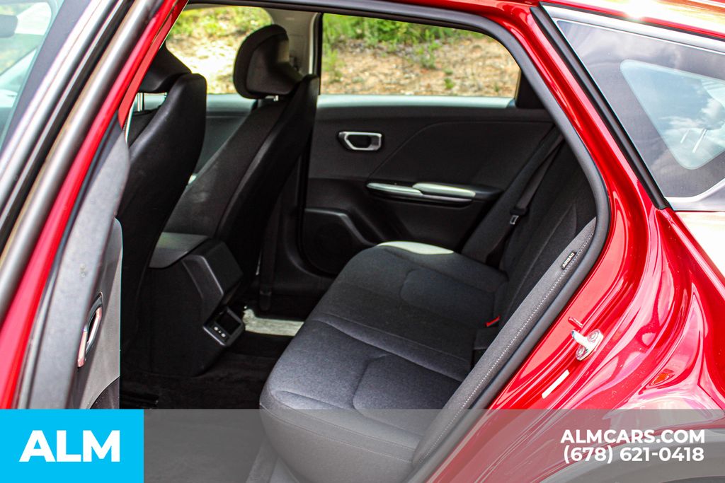 Used 2025 Red Kia LXS image 16