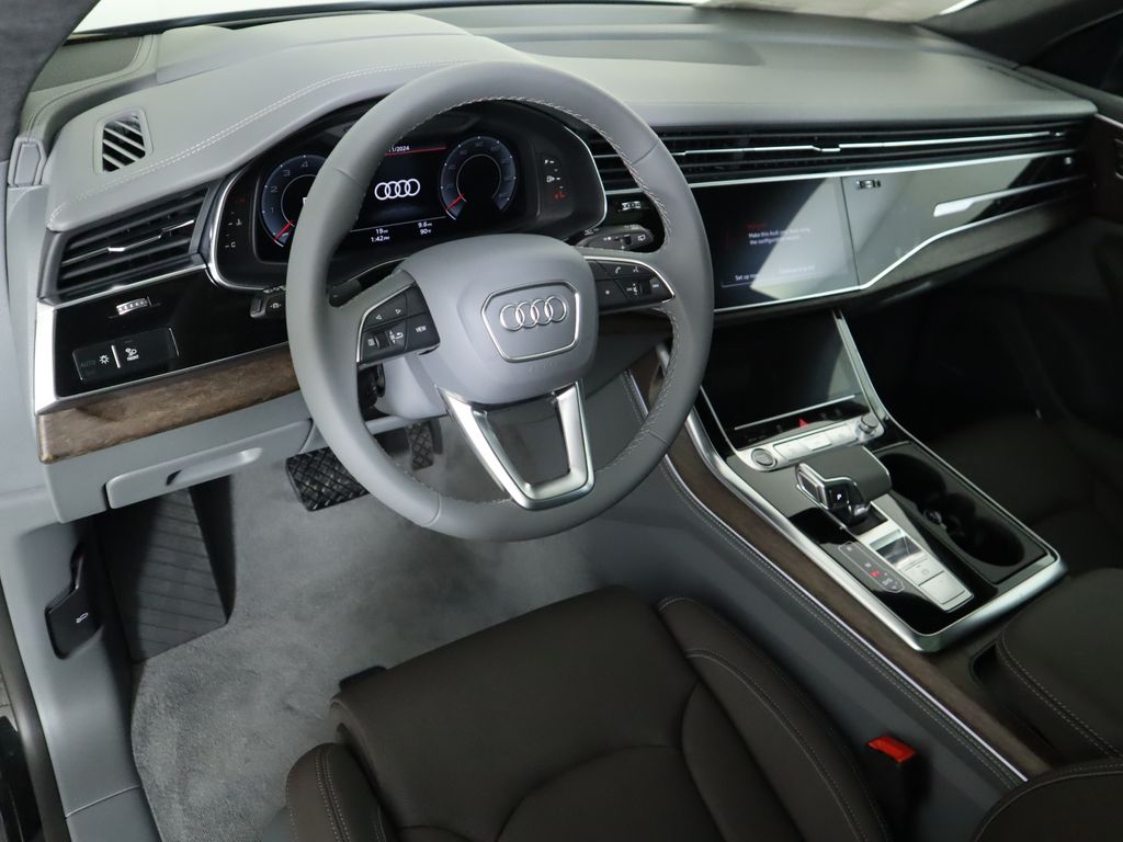 2024 Audi Q8  10