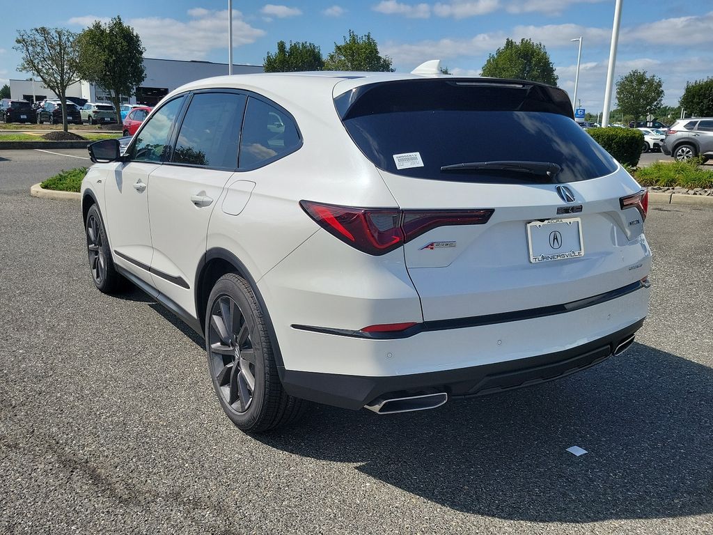 2025 Acura MDX Base 3