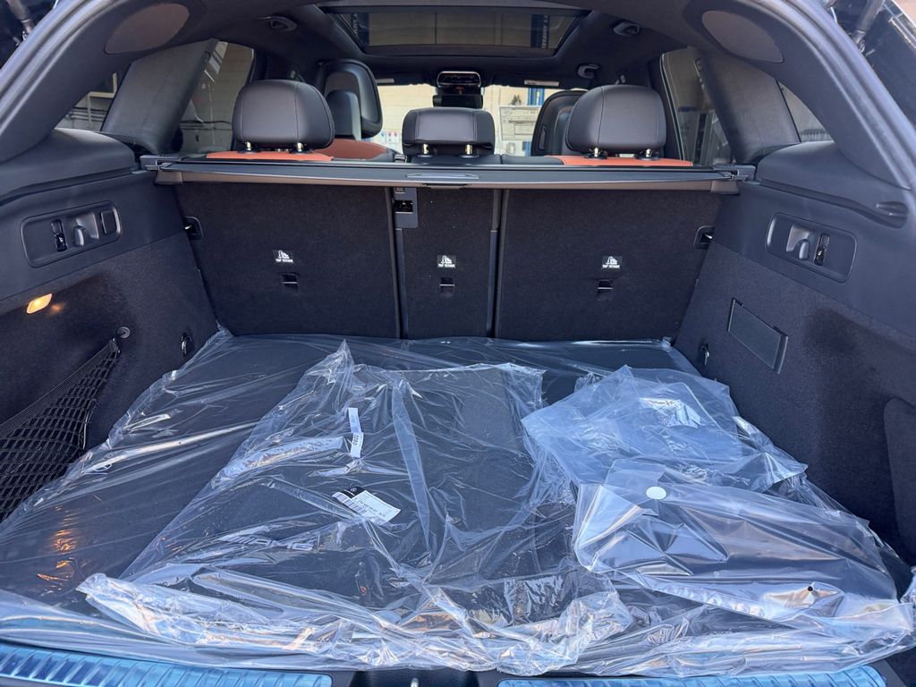 new 2026 Mercedes-Benz GLC car