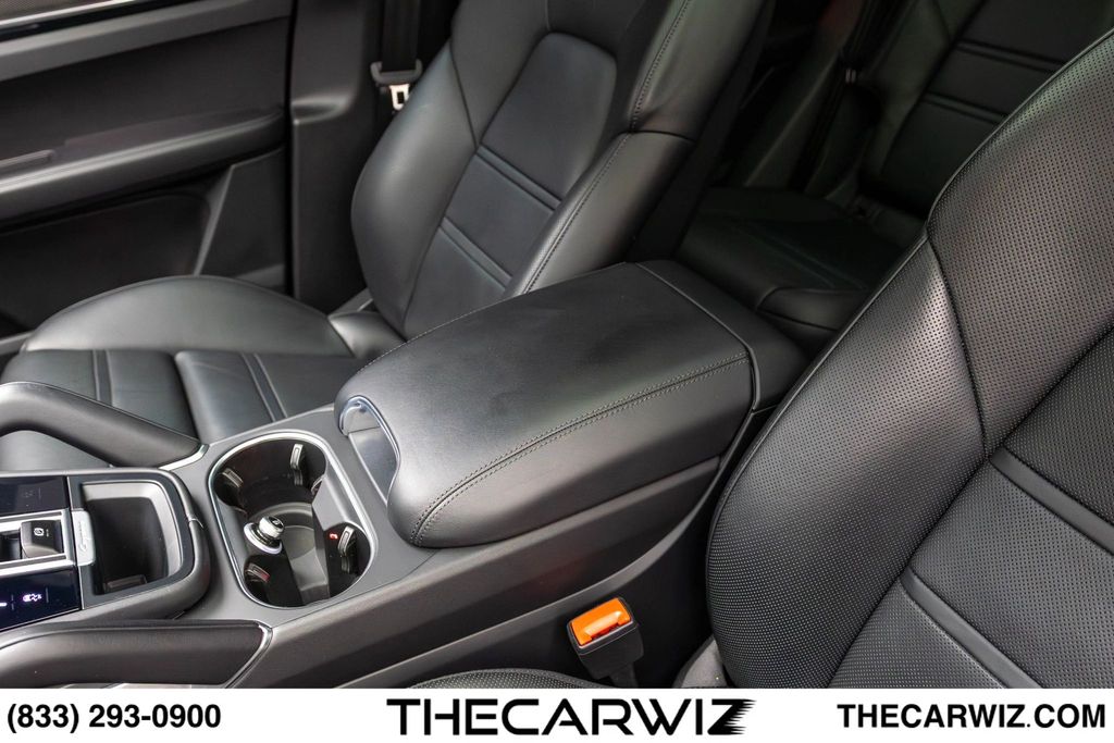2023 Porsche Cayenne Coup Turbo - Photo 60