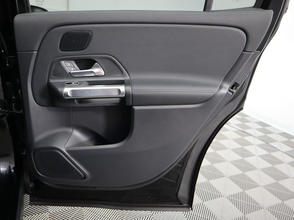 2024 Mercedes-Benz EQB 250+ 28