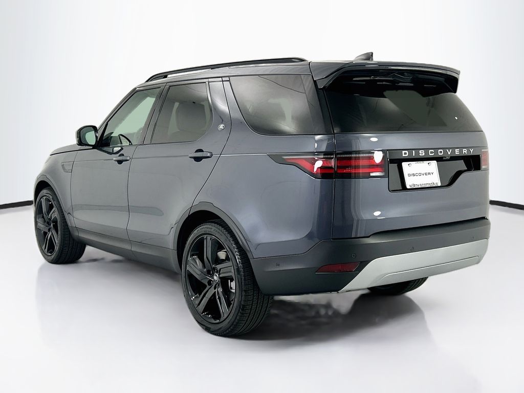 Thumbnail: 2026 Land Rover Discovery - 7