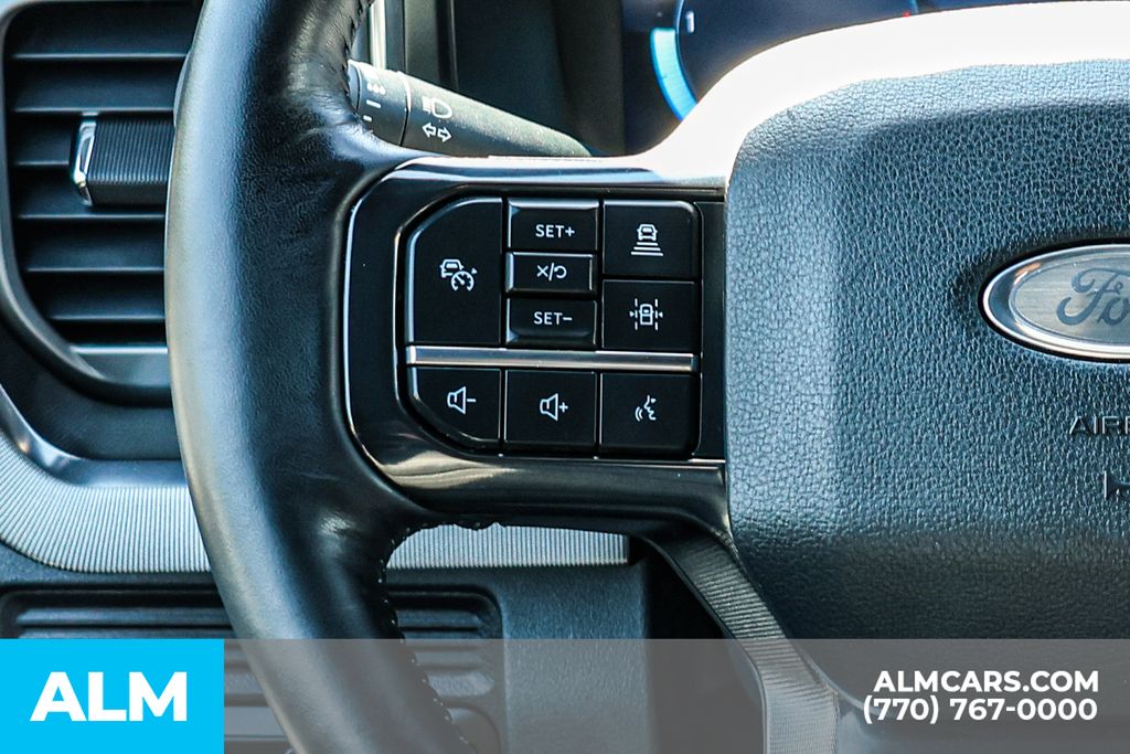 Used 2025 Black Ford Platinum image 33