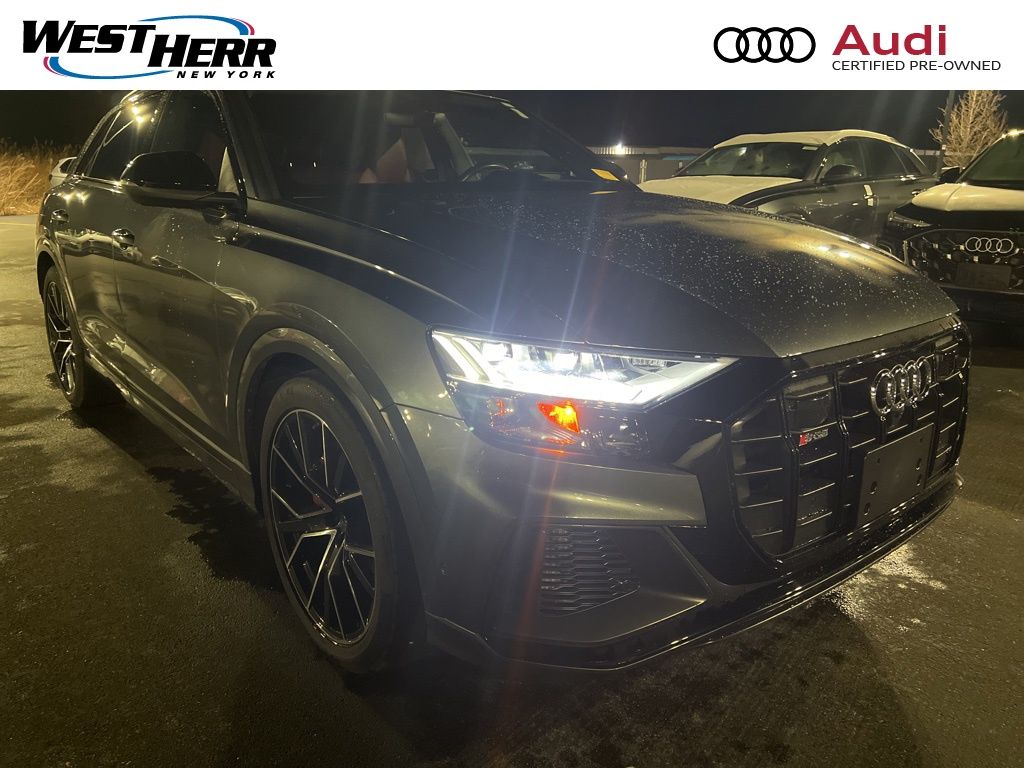 2023 Audi SQ8 Prestige's photo