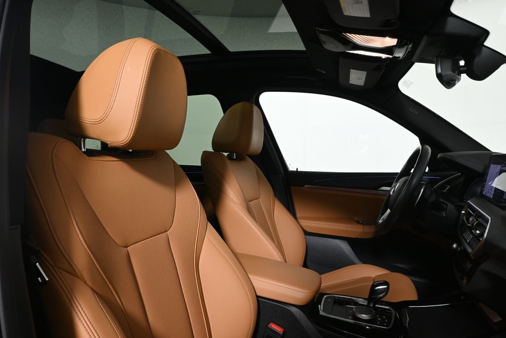 Thumbnail: 2024 BMW X3 - 30