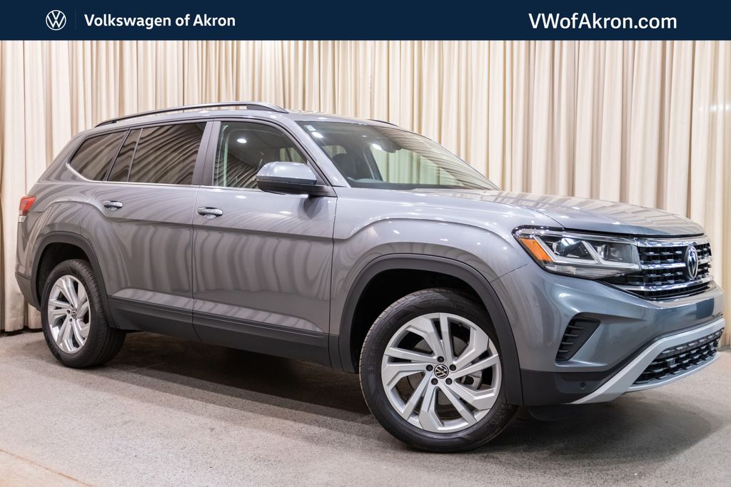 Platinum Gray Metallic 2019 Volkswagen Atlas SUV / Crossover All-Wheel Drive 8-Speed Automatic