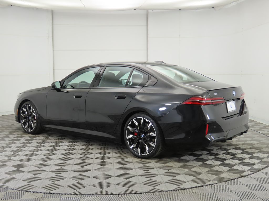 Thumbnail: 2026 BMW i5 - 7