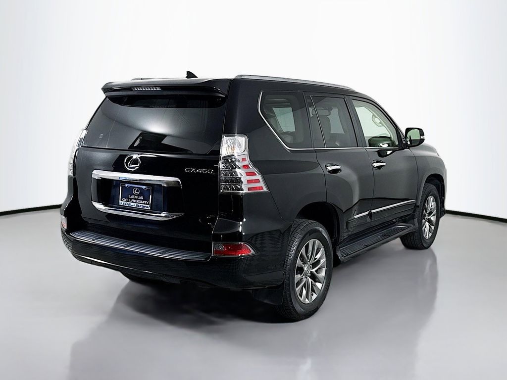 Thumbnail: 2016 Lexus GX - 5