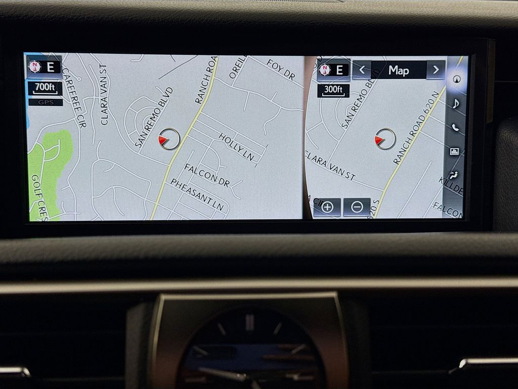 Thumbnail: 2017 Lexus IS - 13