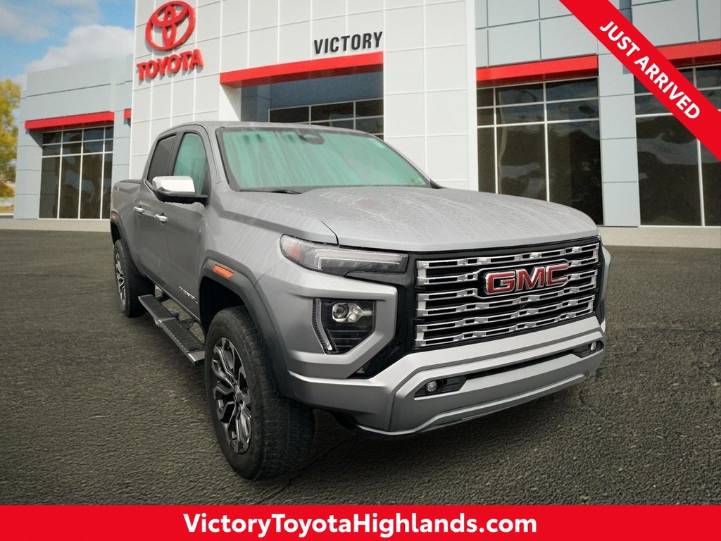 2023 GMC Canyon Denali Crew Cab 4WD