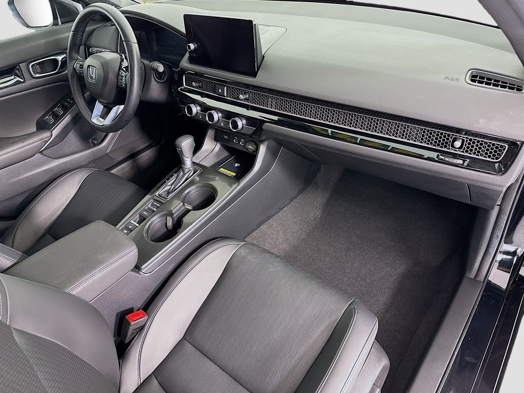 Thumbnail: 2024 Honda Civic - 18