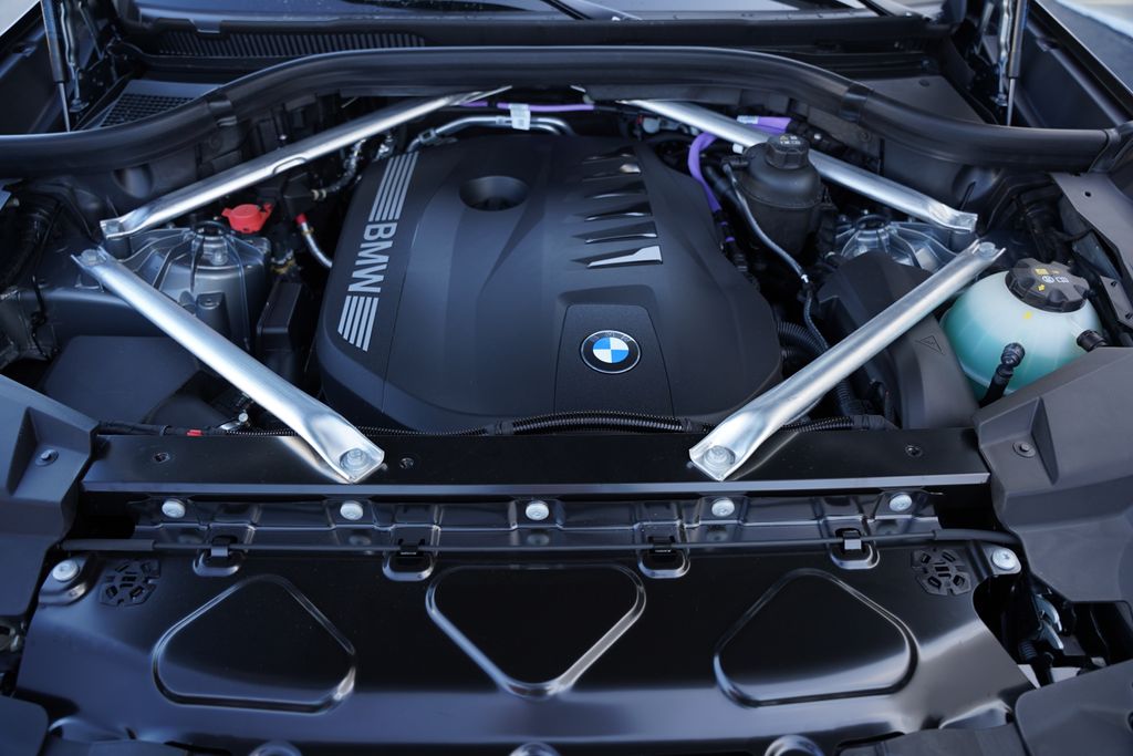 Thumbnail: 2026 BMW X5 - 20