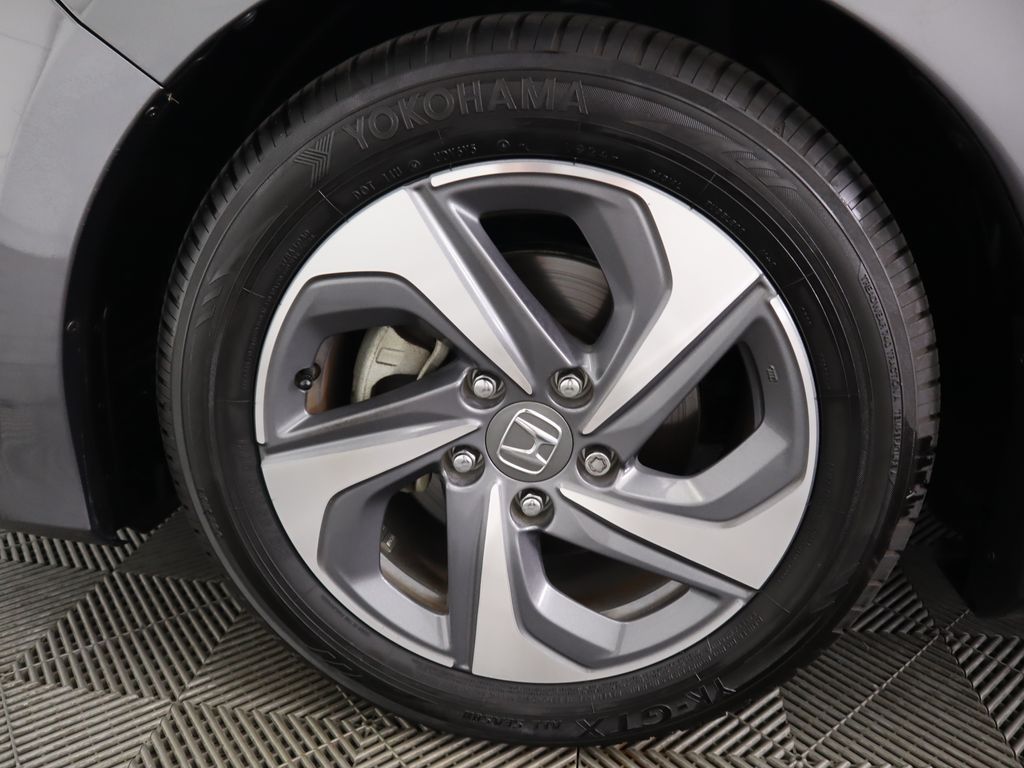 Thumbnail: 2019 Honda Insight - 30