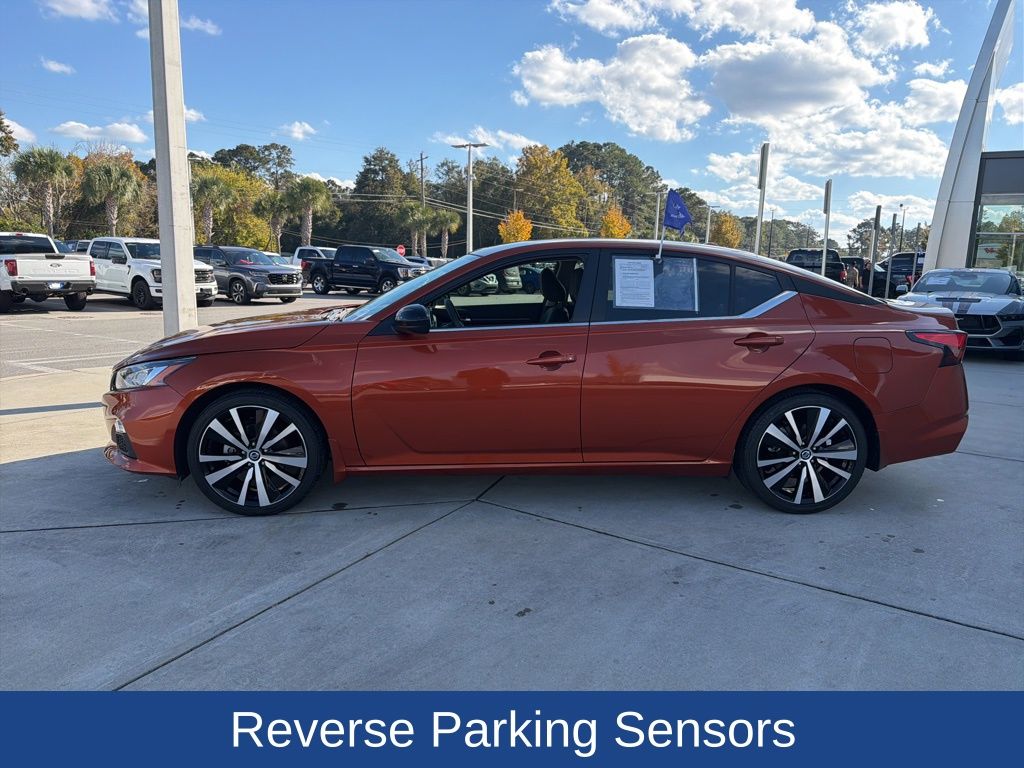 2022 Nissan Altima SR FWD
