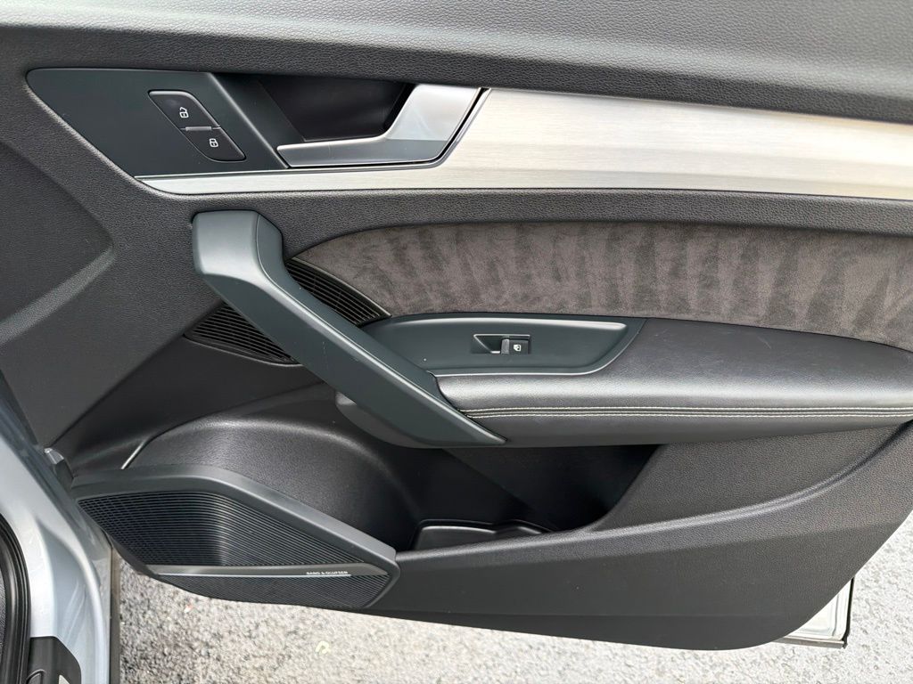 Used 2018 Silver Audi 3.0T Prestige image 14